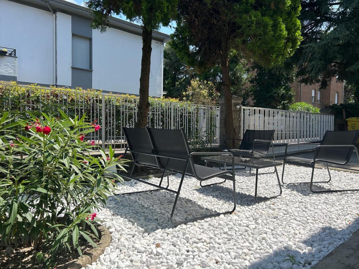 Bed and Breakfast Sm Hospitality Laghi Reggio nell'Emilia Esterno foto